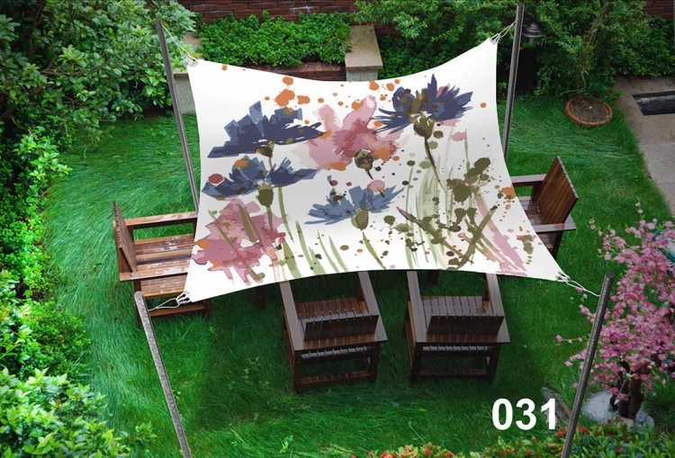 Voile d'ombrage imperméable 3x5 m avec motif floral au-dessus de chaises en bois sur la pelouse