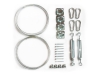 Kit de montaje para vela de sombra: cables de acero, mosquetones, tensores, soportes de pared y sujetacables.
